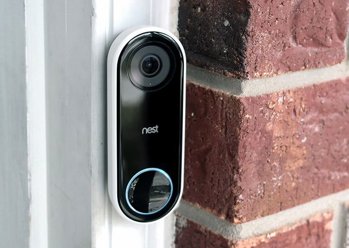 Nest Hello Doorbell instalado en exteriores.