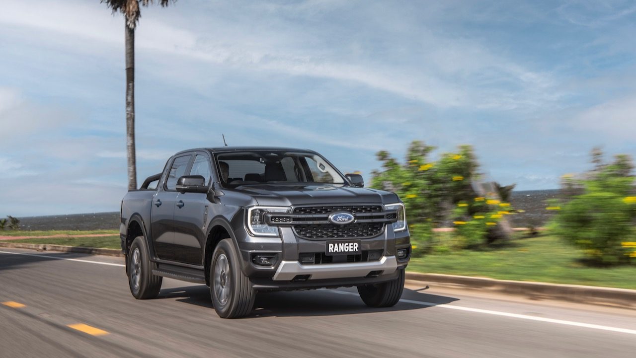 ford ranger global 2023 next gen sport front 3 4 motion