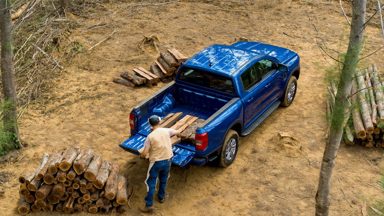 ford ranger global 2023 next gen xlt cargo management