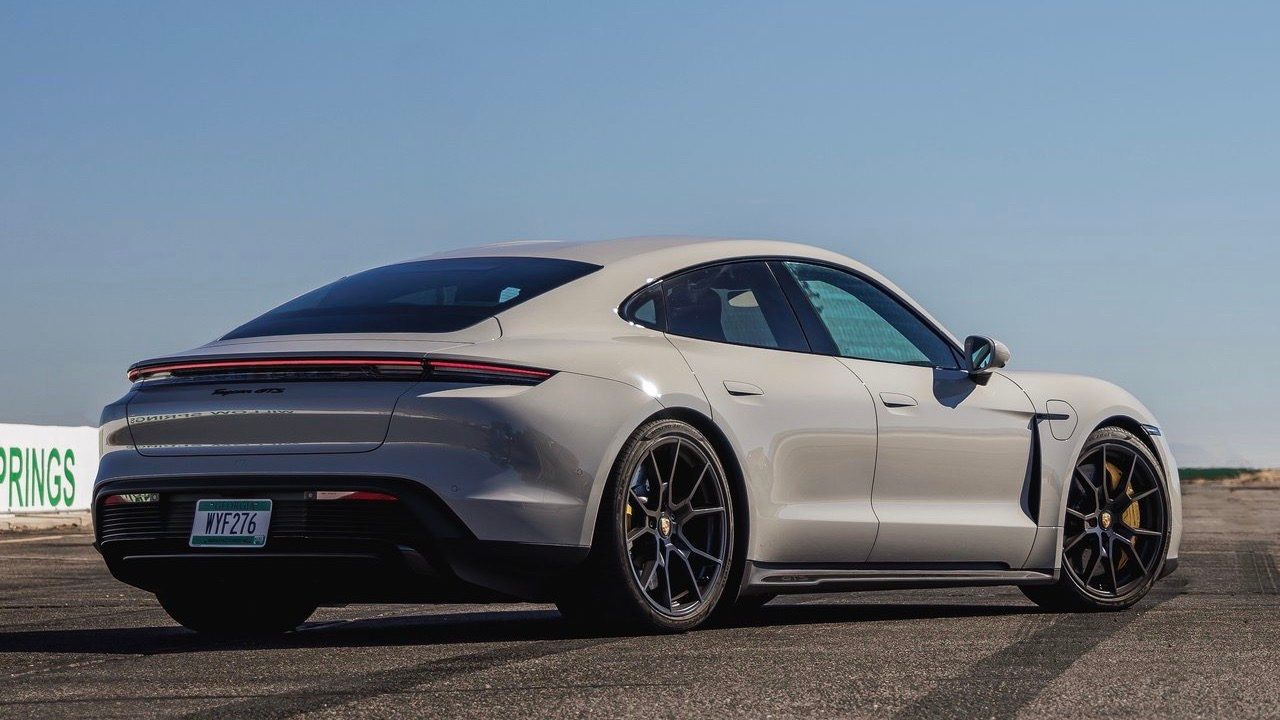 primer da auto show la 2021 porsche taycan gts 2022 1280 0f