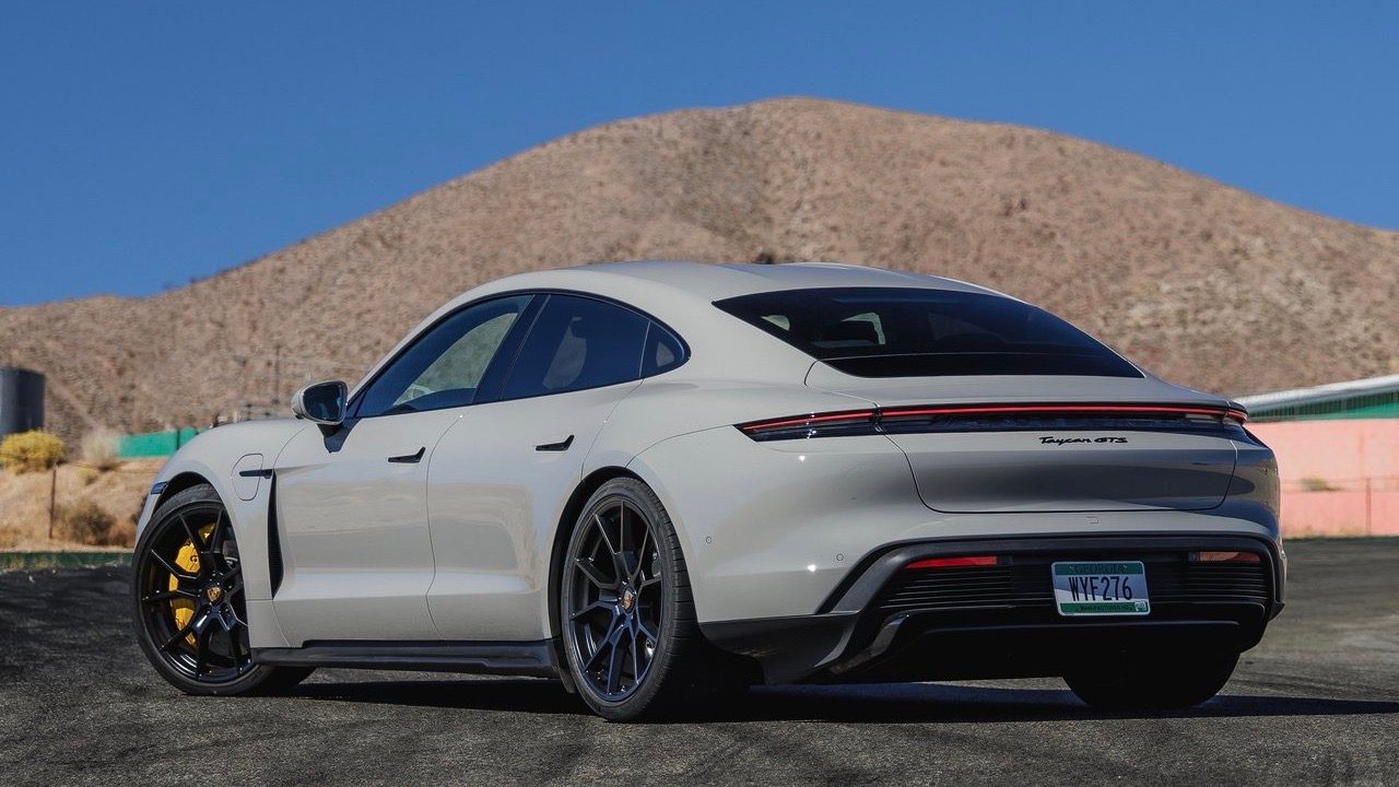 primer da auto show la 2021 porsche taycan gts 2022 1280 10