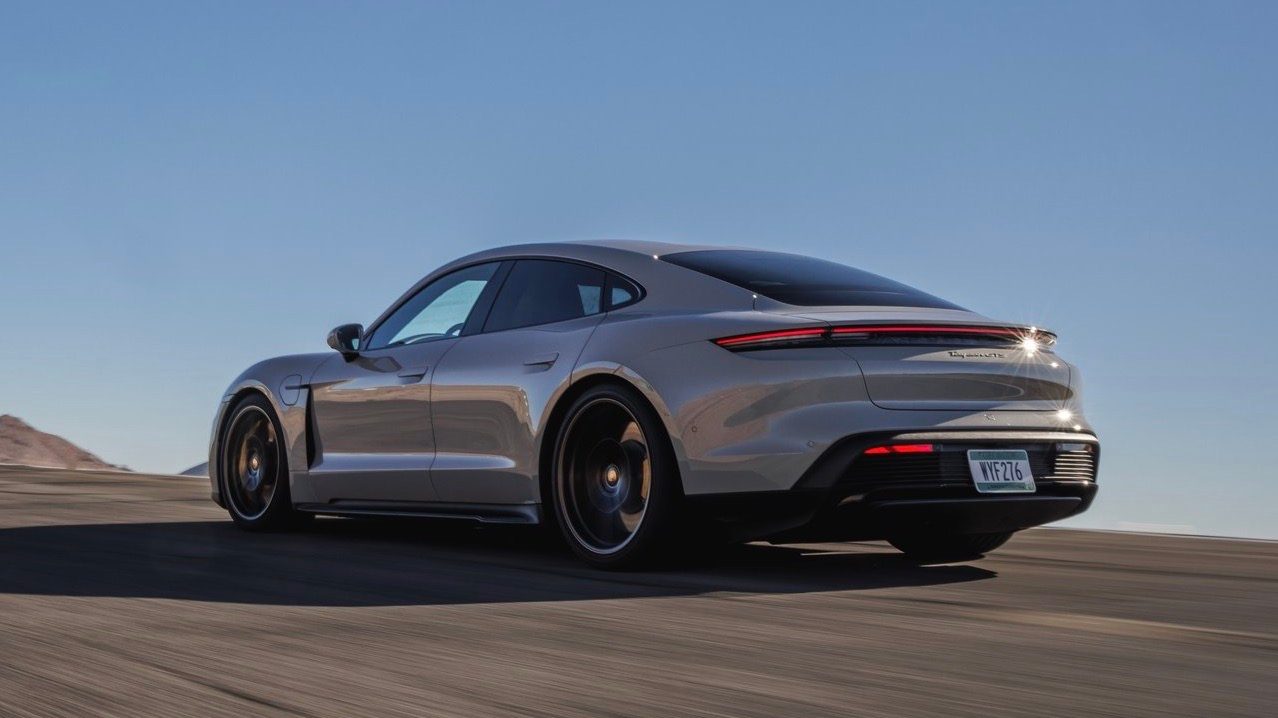 primer da auto show la 2021 porsche taycan gts 2022 1280 14