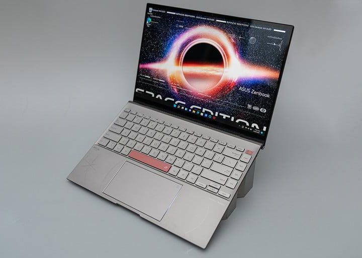 Una imagen de la Asus Zenbook 14X OLED Space Edition