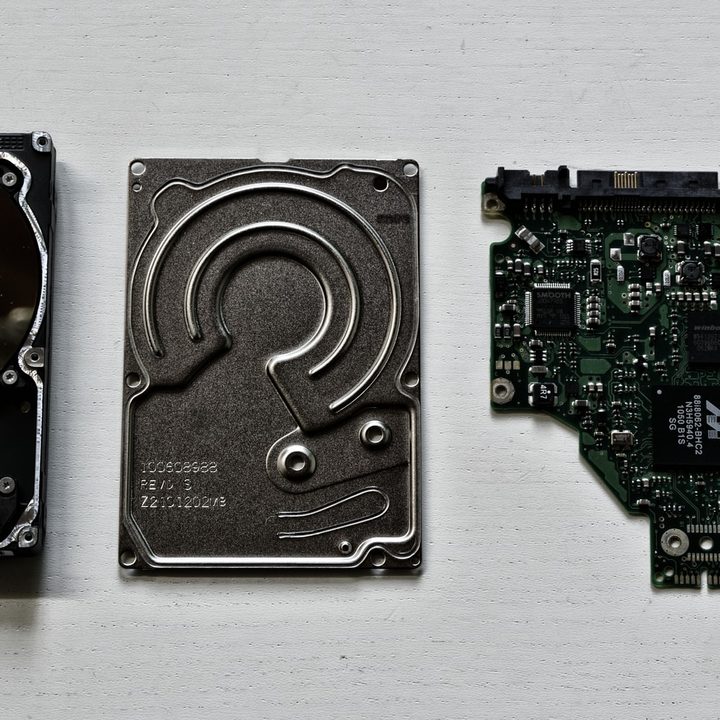 Disco duro desmontado