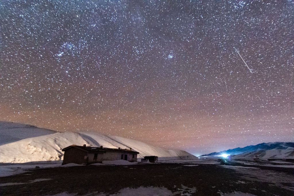 Una fotografía de la lluvia de estrellas Gemínidas