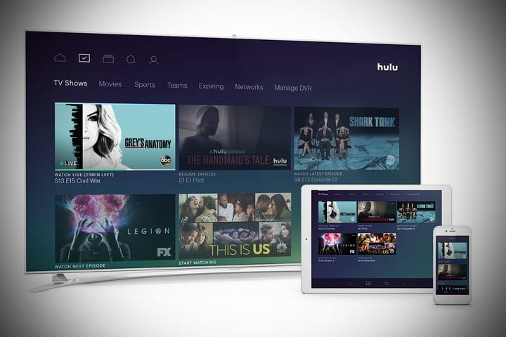 Hulu se muestra en varios dispositivos.