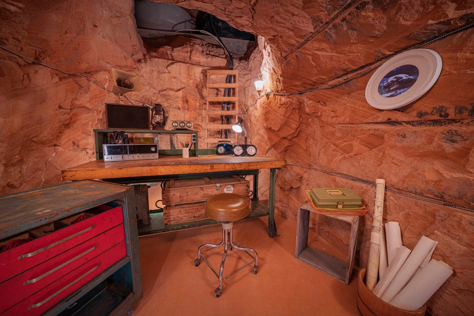 como alojarse cueva grinch jam press jmp154001