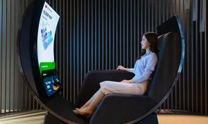 lg sillon curvo televisor ces 2022 media chair