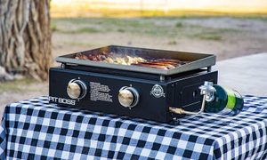 La parrilla de gas Pit Boss PB336GS