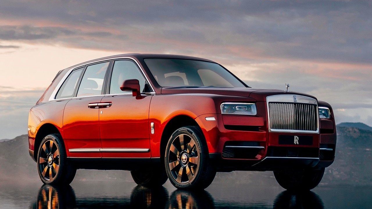 siete autos lujosos estados unidos 2022 rolls royce cullinan 2019 1280 01