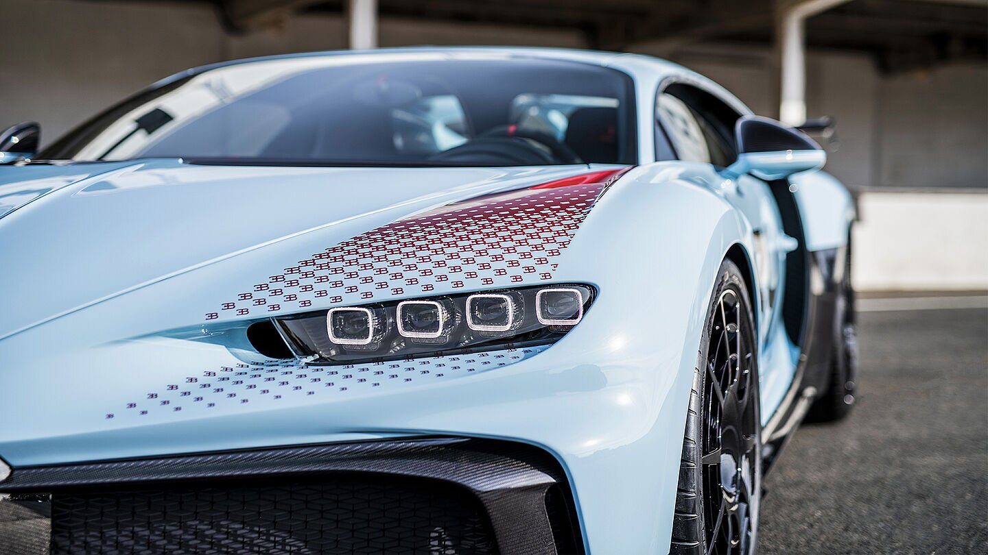 bugatti sur mesure equipo personalizacion se image 1b25ea42e3eeb2449be0db58630e3fa7