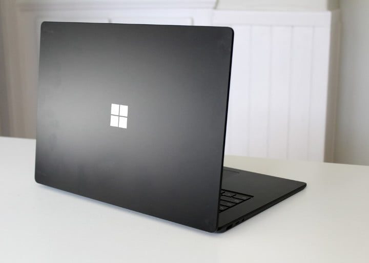 Computadora portátil Microsoft Surface 4.