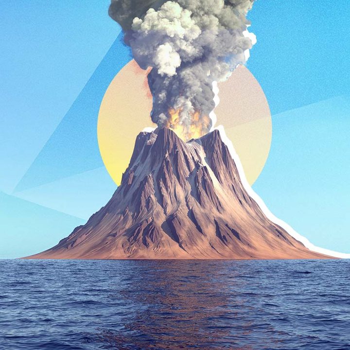 Un volcán submarino haciendo erupción arriba del nivel del mar.
