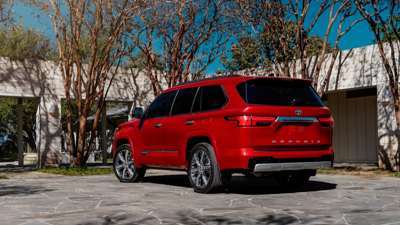 toyota sequoia 2023 capstone 003