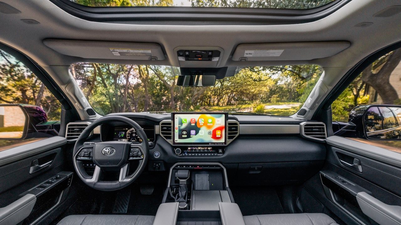 toyota sequoia 2023 limited 026