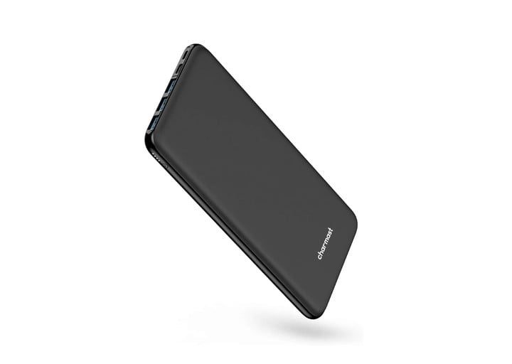 Cargador portátil delgado Charmast de 26,800 mAh.