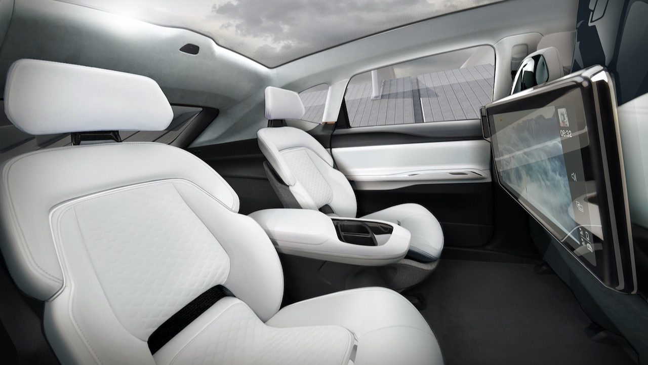 chrysler airflow concept ces2022 the modern and spacious interior of is also accented by a light calming color palette  evoki