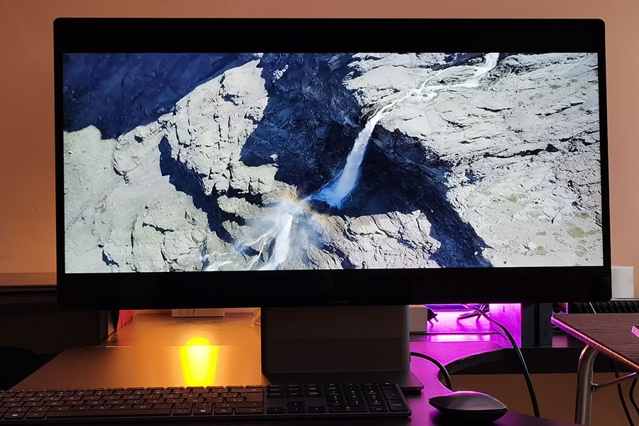 Huawei Mate Station X