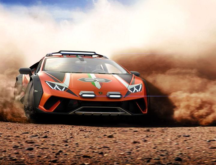 La imagen muestra un vehículo del fabricante Lamborghini.