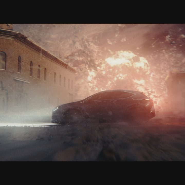Una imagen de la Lexus NX 2022 en la película "Moonfall"