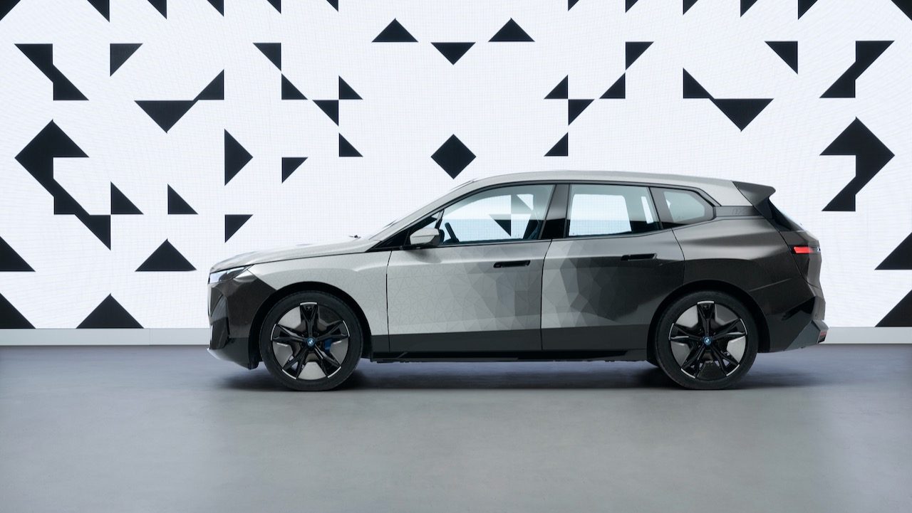 bmw ix flow concept p90447379 highres