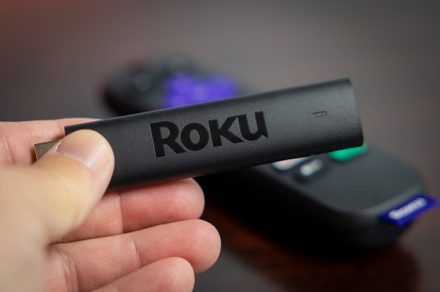 Roku sube hasta 60% el precio de sus dispositivos de streaming