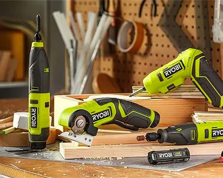 Ryobi presenta un kit de herramientas y una batería que integran puertos de carga USB C.