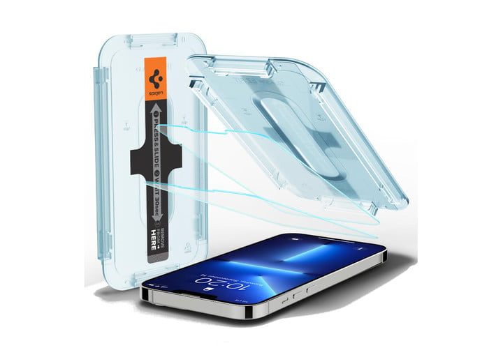Protector de pantalla Spigen EZ FIT GLAS.tR SLIM iPhone 13.