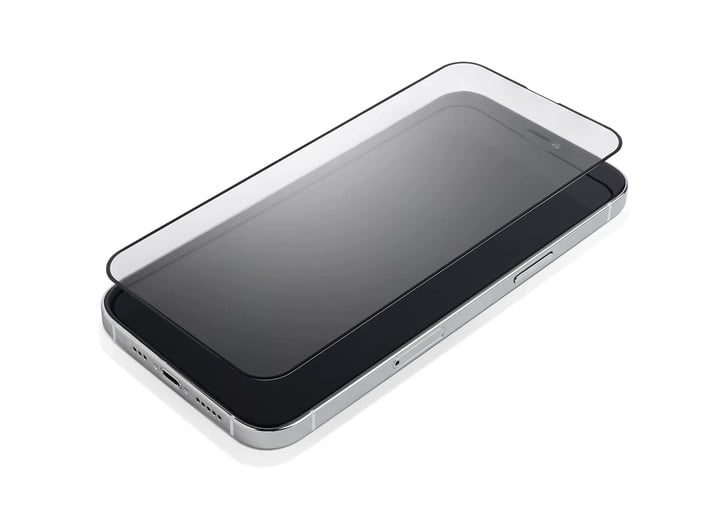Protector de pantalla Totallee para iPhone 13.