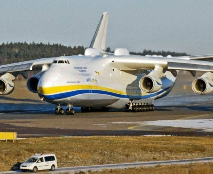 El AN-225, el avión más grande del mundo.