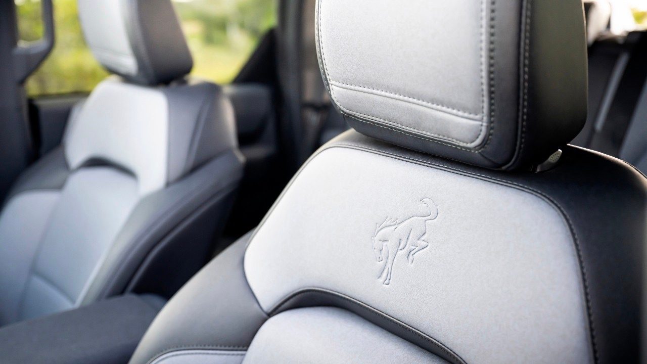 ford bronco everglades chicago 2022 interior 05