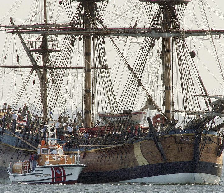 Una réplica del barco Endeavour del explorador James Cook.