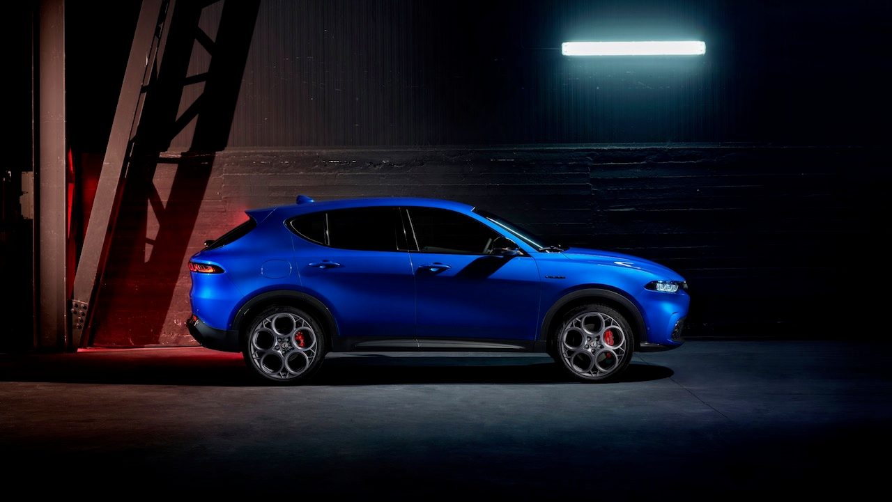 alfa romeo tonale opcion hibrida enchufable 2023 veloce european spec