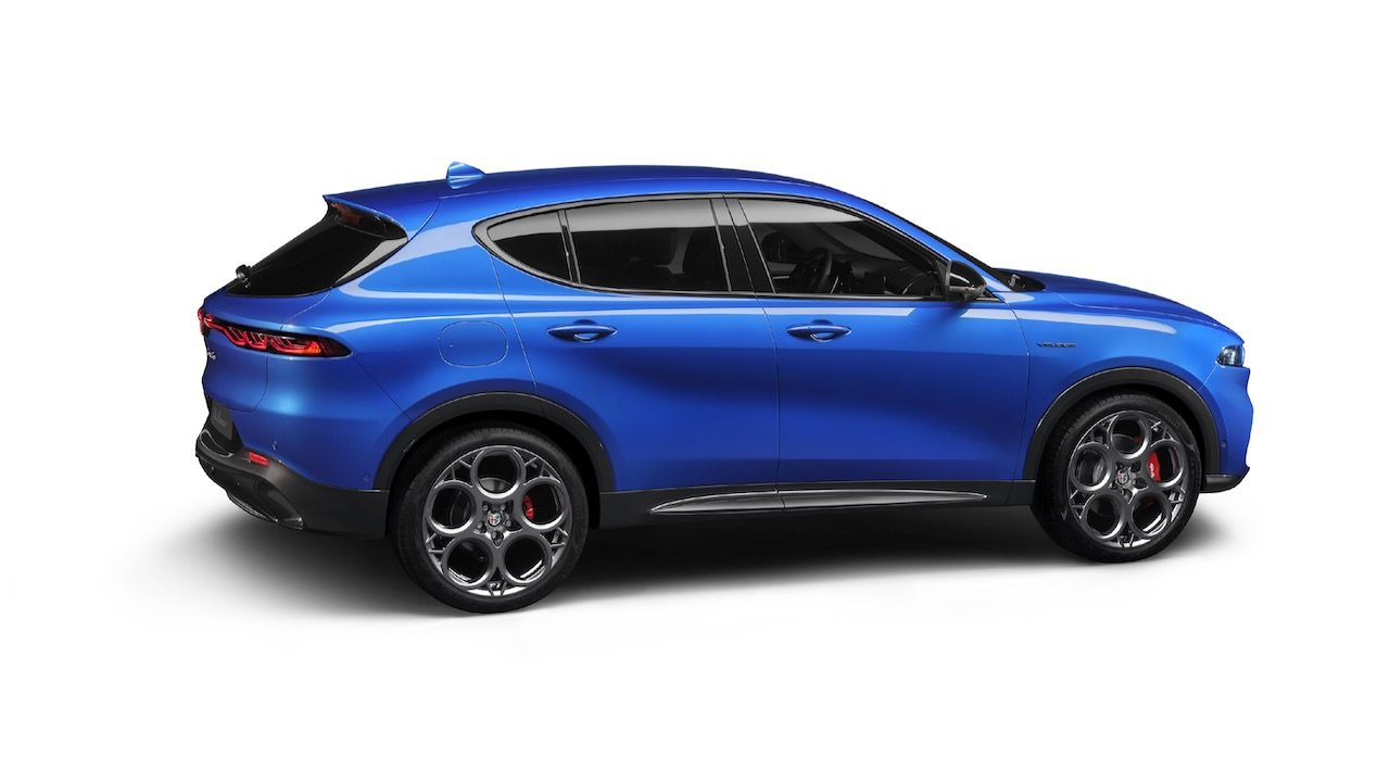 alfa romeo tonale opcion hibrida enchufable 2023 veloce european spec