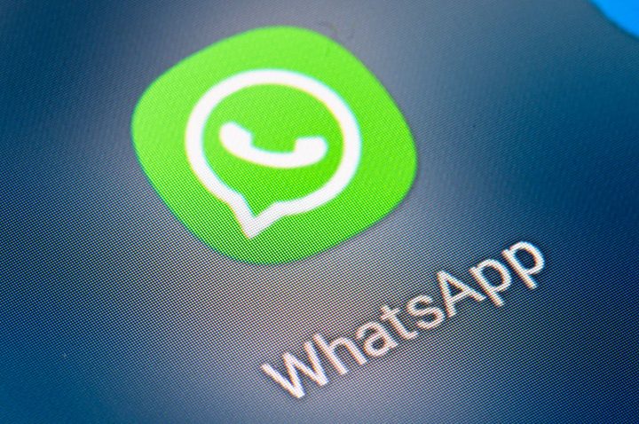 WhatsApp añadirá una nueva interfaz a las llamadas grupales e individuales. Los cambios ya están disponibles para algunos usuarios del programa de pruebas beta, según informó el sitio Wabetainfo.
