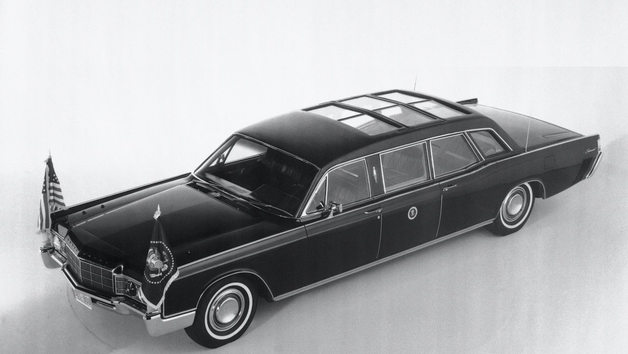 100 anos lincoln continental presidential limousine