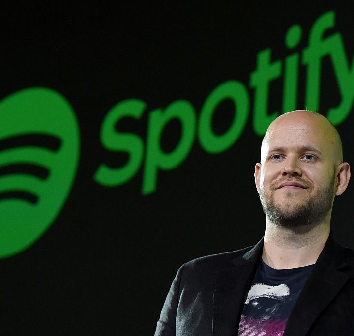 El CEO de Spotify, Daniel Ek durante una presentación.