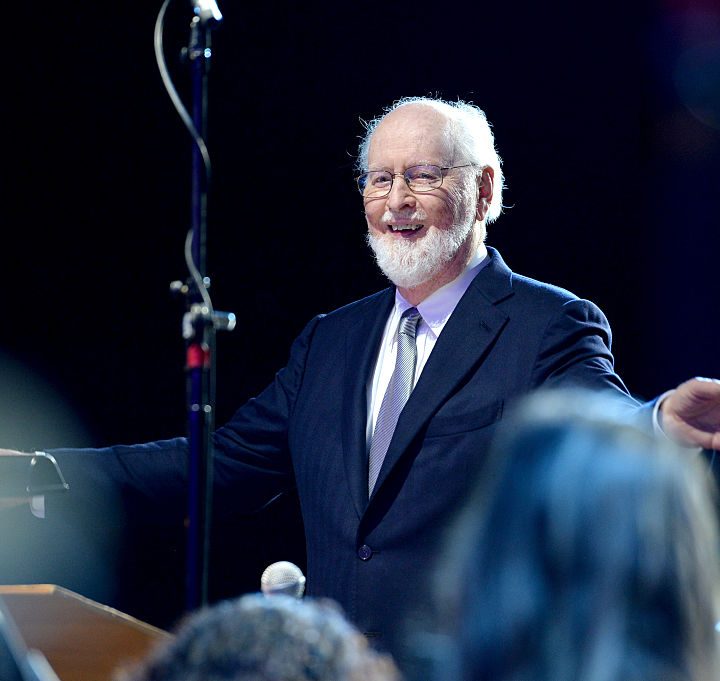 El compositor John Williams.
