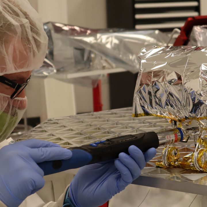 Un equipo de científicos de la UNAM enviará una misión a la Luna, cuyo objetivo será poner a prueba un sistema de microrrobots mineros llamados Colmena.