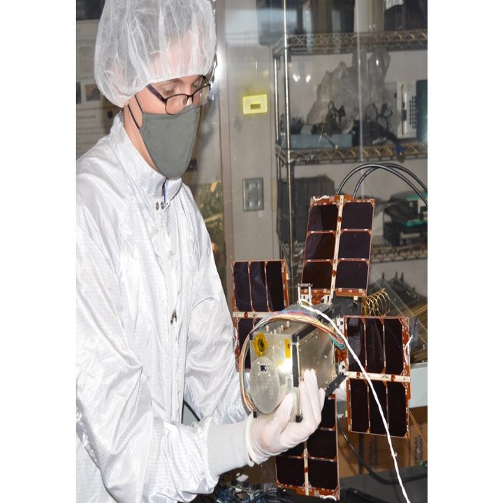 La NASA pone en marcha la primera fase de NACHOS, un instrumento de detección hiperespectral para predecir erupciones volcánicas.