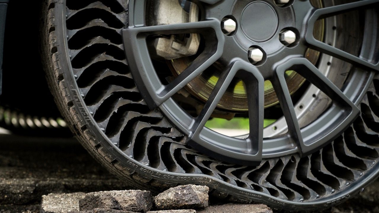 ruedas sin aire gm michelin prototype tire testing at milford