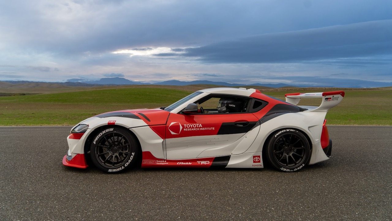 toyota drfit autonomo tri autonomous drifting 4 1500x1000