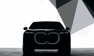 bmw i7 revelado abril 2023 teaser