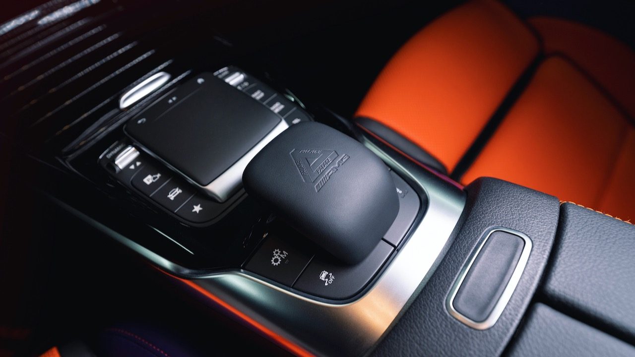 mercedes amg patineta x palace skateboards