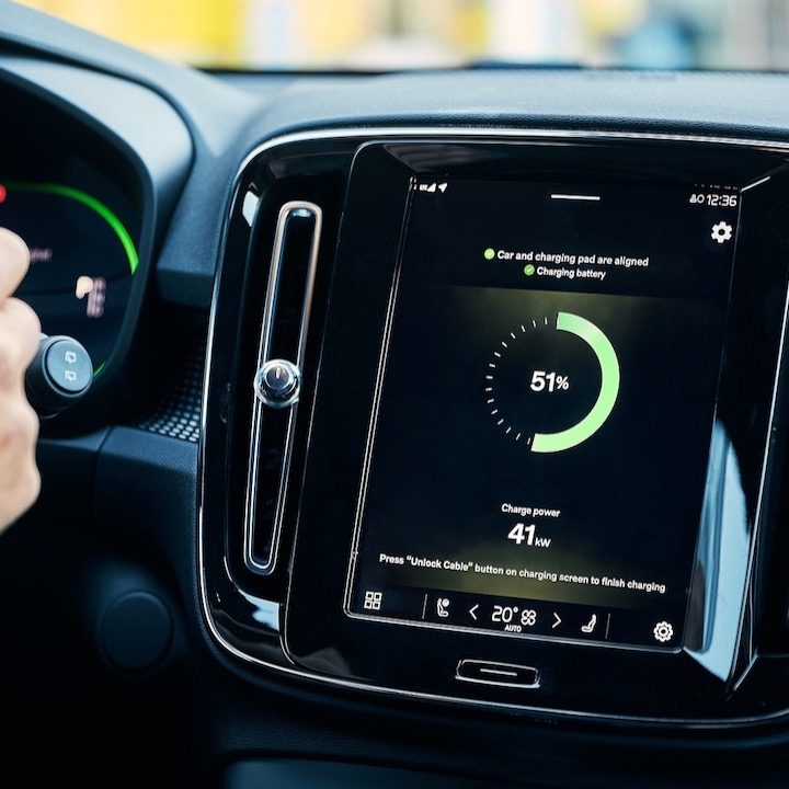 volvo carga inalambrica cars tests new wireless charging technology