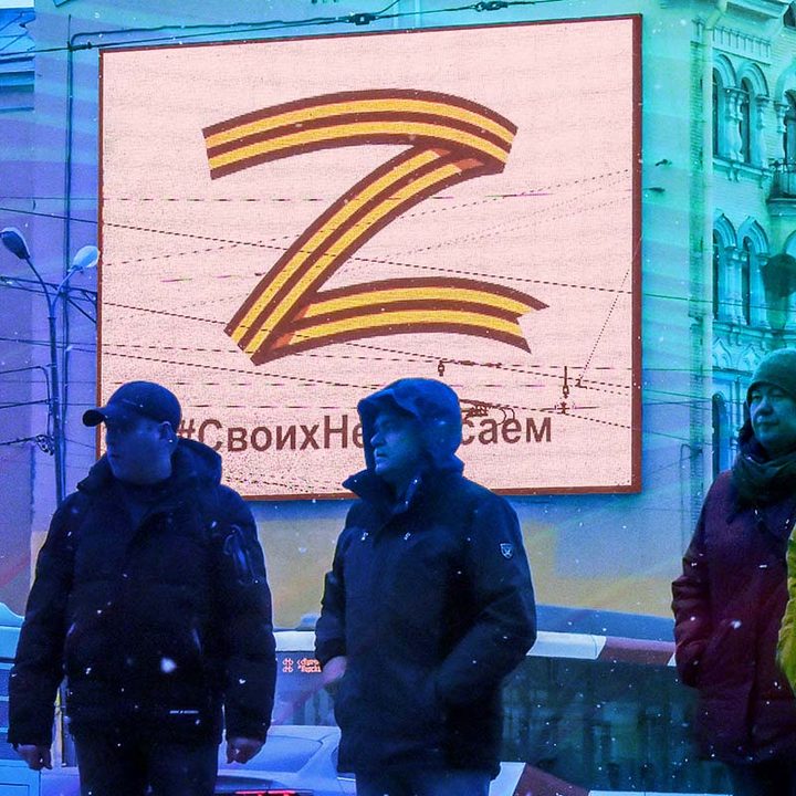 Una letra "Z" en un edificio en Rusia, como forma de apoyo a la invasión a Ucrania.