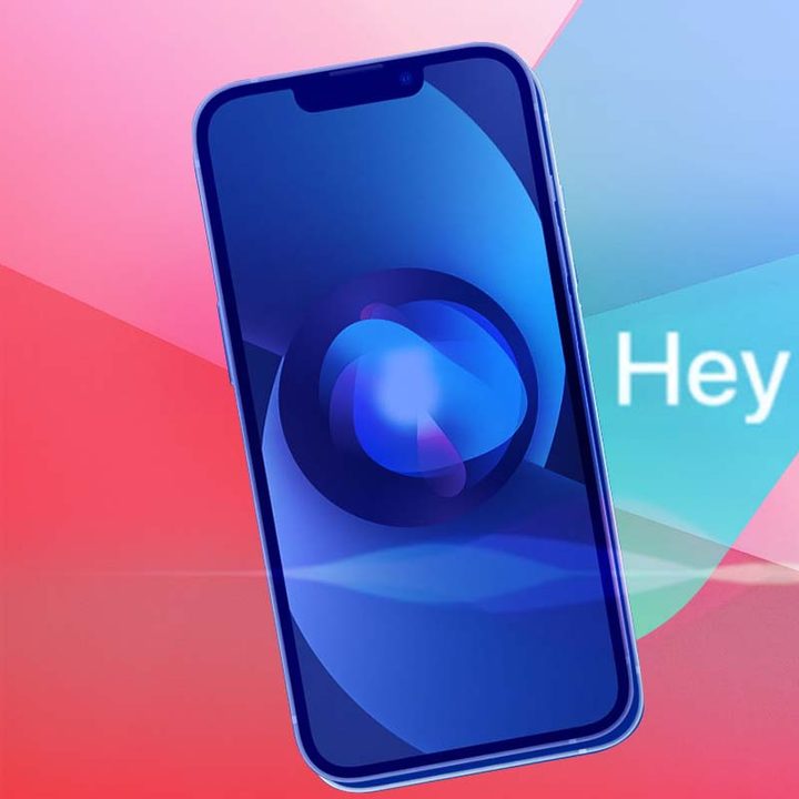 Un iPhone con el logo de Siri encima y al lado la frase que dice: "Hey Siri".