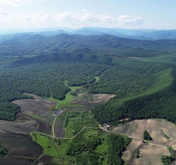 El cráter Yilan ubicado en China.