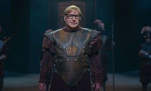 netflix muestra adelanto serie mike myers the pentaverate