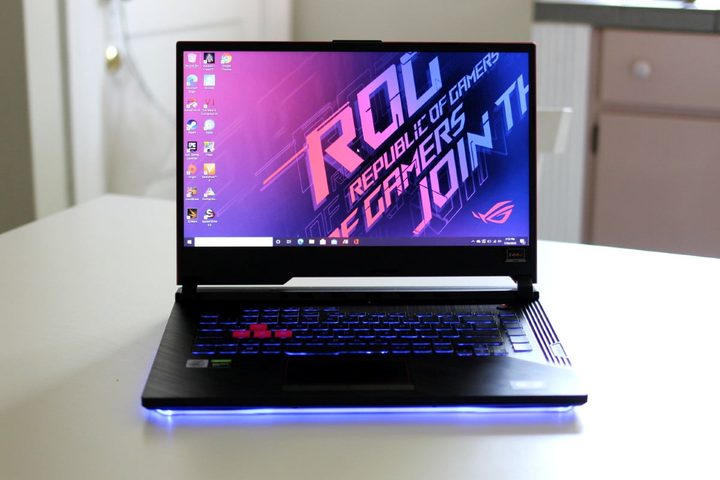 Una laptop gamer Asus ROG Strix G15.